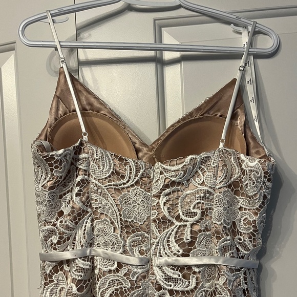 Casual wedding dress for sale! - Picture 3 of 6